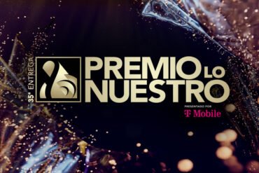Influencer y cantante mexicana Kimberly Loaiza gana categoria «Artista Revelación Femenina», en Premio Lo Nuestro 2023.